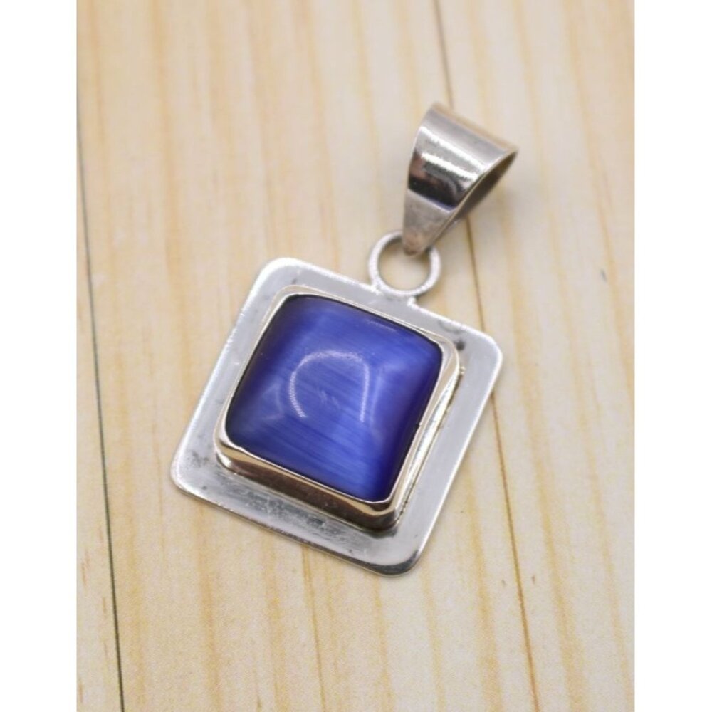 Vintage Mexico Sterling Silver 925 Square Pendant Blue Art Glass Stone Stunning